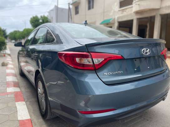 Hyundai sonata image 7