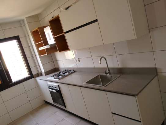 Appartement F6 tout neuf à louer à Dakar plateau image 12