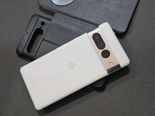 Google pixel 7 Pro 128GB 12GB ram image 1