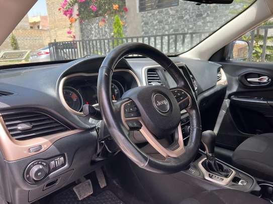 Jeep image 6