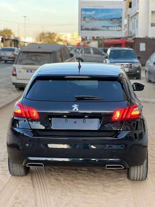 Peugeot 308 2018 image 6