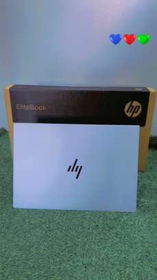 HP EliteBook 8 G1a – 16” image 7