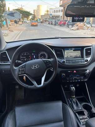 HYUNDAI TUCSON 2017 image 10