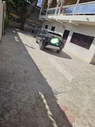 Grande Villa  r+1 à vendre à keur ndiaye lo image 4