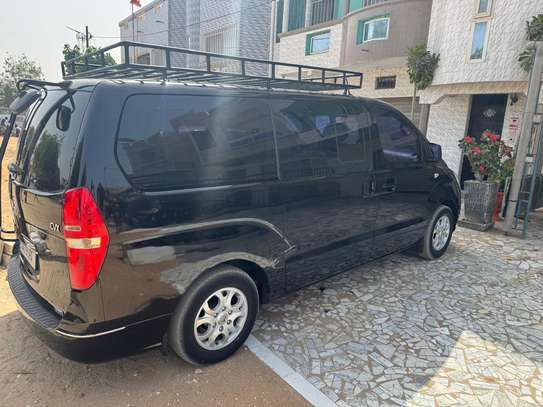 Minibus Starex avec licence transport image 11