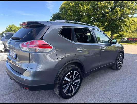 NISSAN XTRAIL A VENDRE image 1