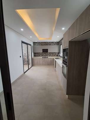 MERMOZ-FANN : LUXUEUX APPARTEMENT A LOUER image 10