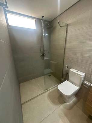 Joli studio meublé Ngor Almadies image 10
