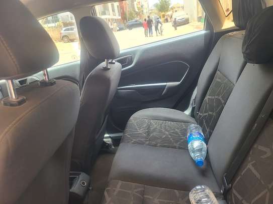 Ford fiesta image 6
