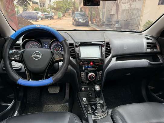 Kia tivoli image 4