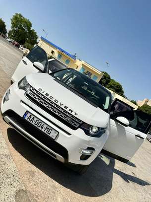 LAND ROVER DISCOVERY 2017 image 3