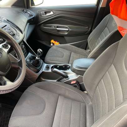 Ford Kuga 2016 image 4