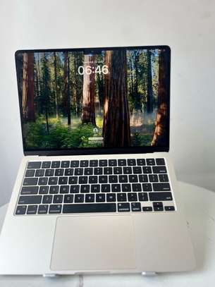 MacBook Air m2 8/256 image 2