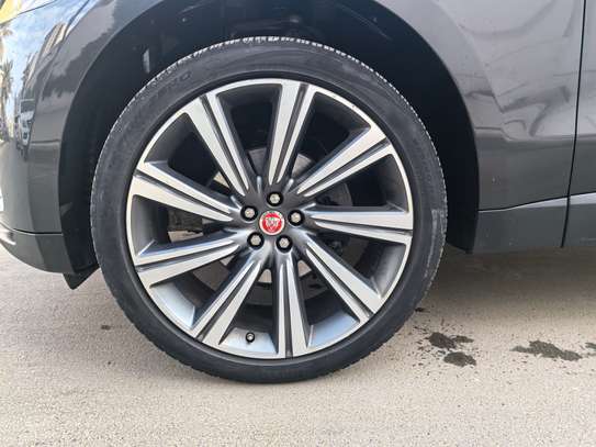 jaguar f pace 2019 image 4