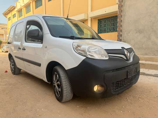 Renault image 7
