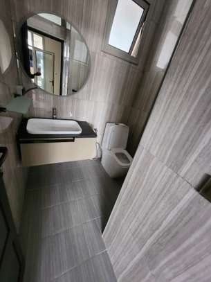 Appartement à louer au virage F4 image 3