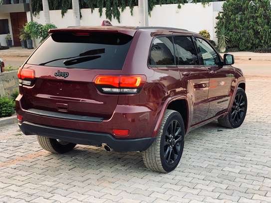 Jeep grand Cherokee 2017 image 3