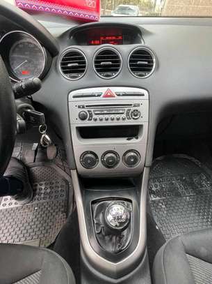 Peugeot 308 image 1