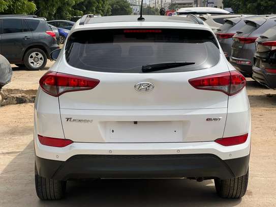 HYUNDAI TUCSON EVGT 2016 image 5