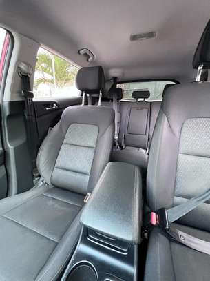 Hyundai tucson image 9