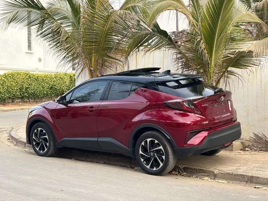 Toyota CHR image 14