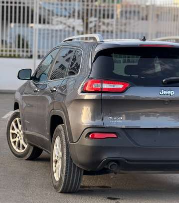 Jeep Cherokee Sport AWD année 2017 image 3