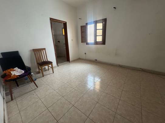 Villa à vendre aux Almadies juste derrière Philippe Moris image 8