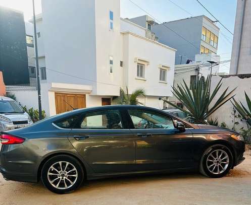 Je vend ma ford fusion 2017 automatic essence image 1