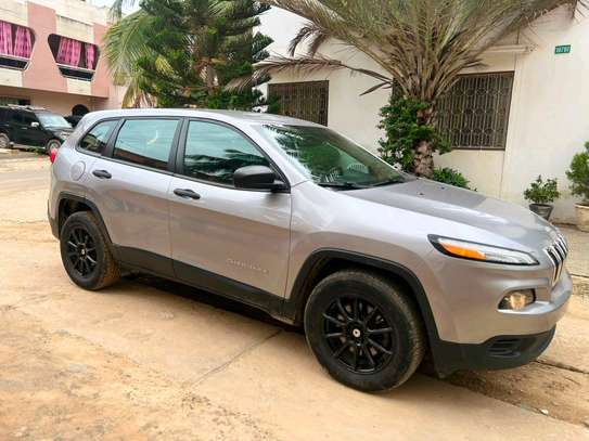 Jeep cherokee 2018 automatique ésance 4 clinder 2.4 . image 6