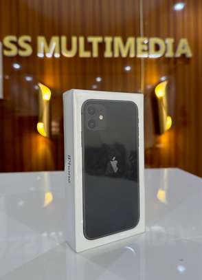 iPhone 13 128GB image 1