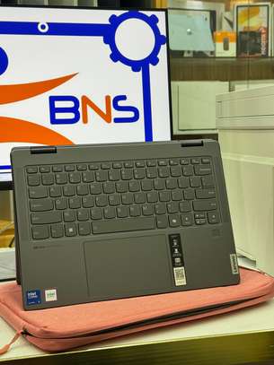 Lenevo Yoga X360 Écran Tactile image 4