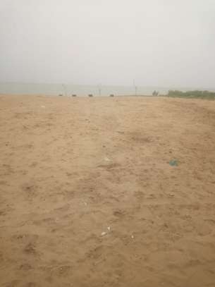 Terrain a vendre pieds dans l'eau a Mballing image 1