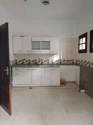 Une belle maison à louer à la cité cosepi des Almadies image 1