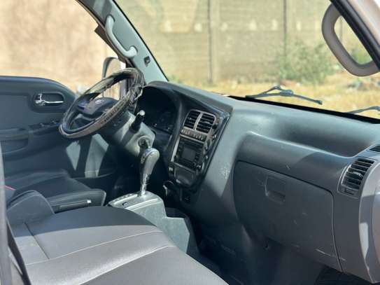 KIA Bongo double cabine automatique gasoil image 5