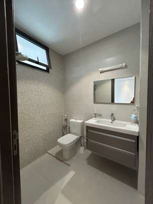 Beau F5 au Almadies King Fahd pour habitation ou bureau image 7