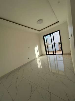 Appartement de type F4 à louer Ngor Virage image 6