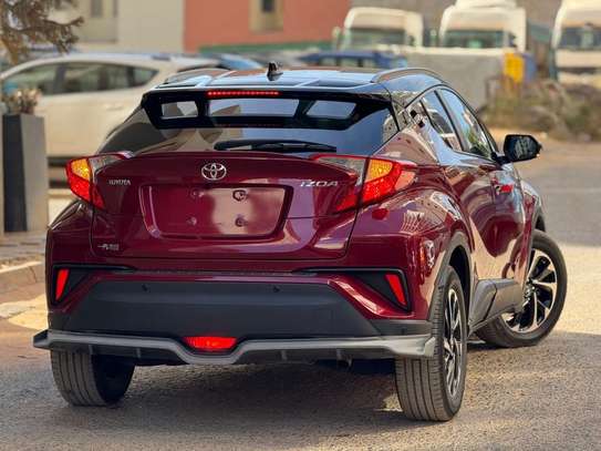 TOYOTA C-HR 2019 image 8
