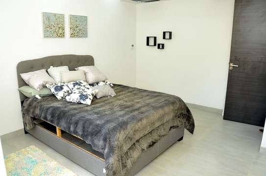 Appartement F5 vue mer, idéalement situé au Virage image 12