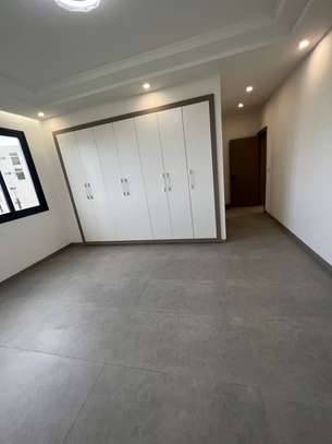 Apt F5 jamais habité à la cité Africa image 4