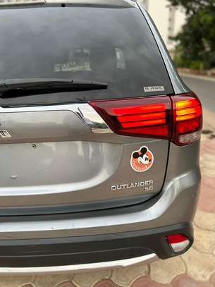MITSUBISHI OUTLANDER 2016 7PLACES image 7