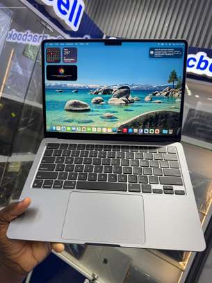MacBook Air M2 2022 Ram 16Go SSD 512Go image 2