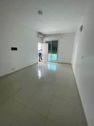 Bel appartement aux Almadies image 7
