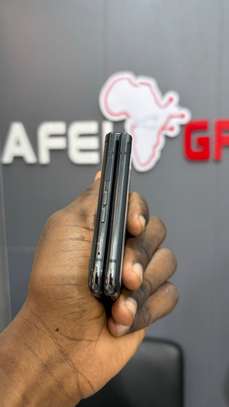 Motorola Razr Plus 5G image 5