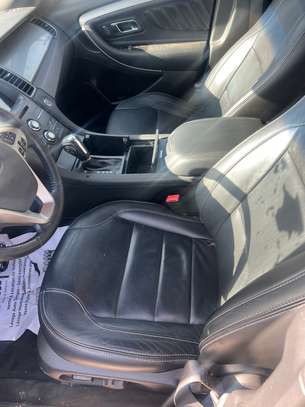 Ford Taurus  2016 image 7