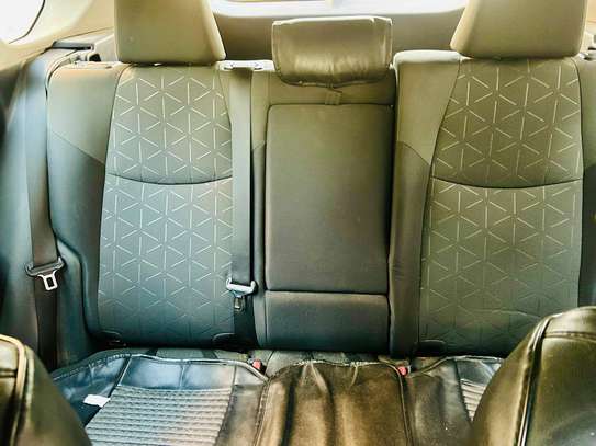 Toyota rav4 image 10