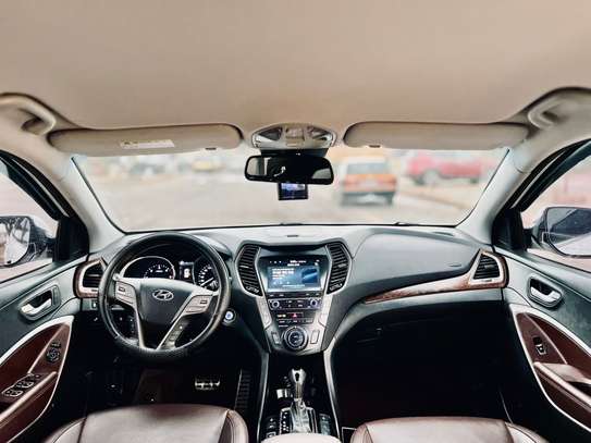 Hyundai Maxcruz image 4