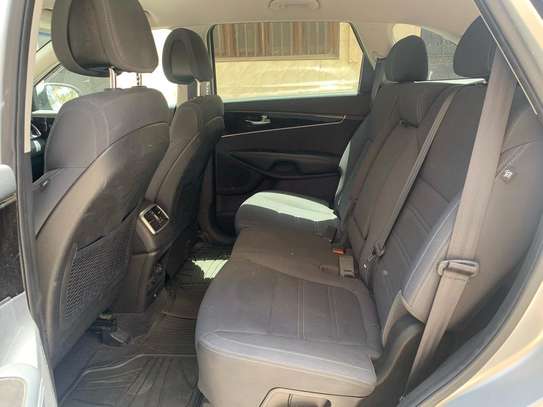 KIA Sorento 7 places image 7
