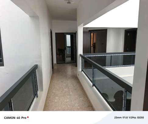 Appartement F4  à louer  Corniche mamelles image 2