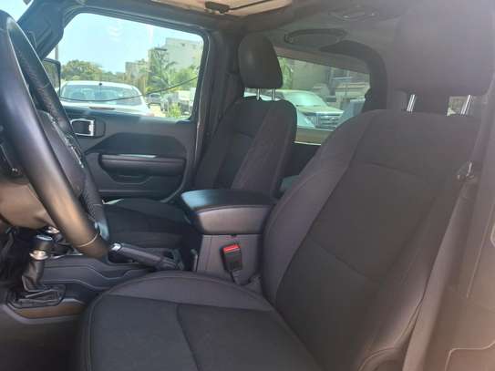 Jeep  wrangler image 11