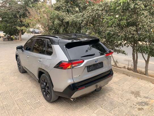 Toyota rav 4 Hybride / 2024 image 6